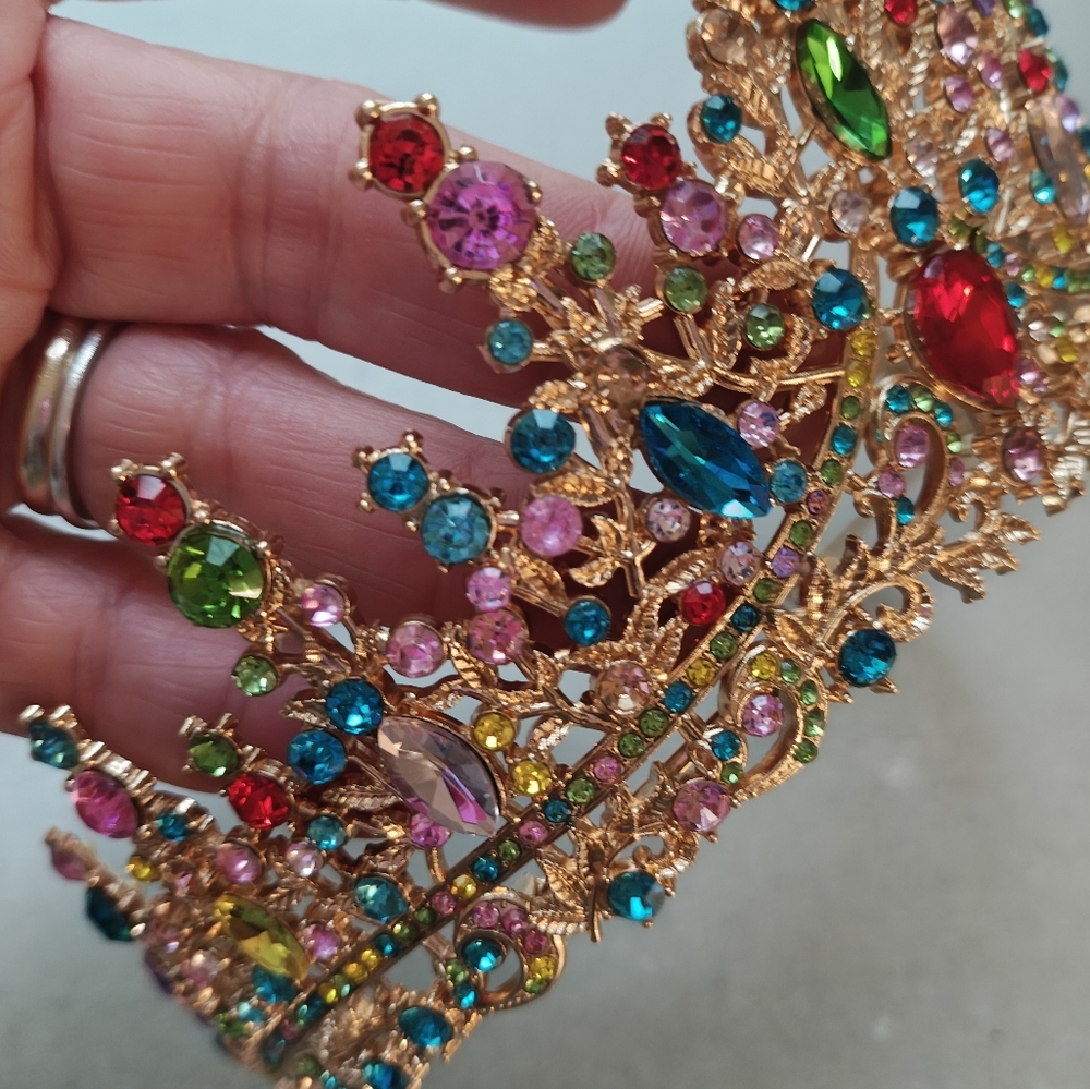 Multicolor Crystal Tiara - Picture 12 of 12